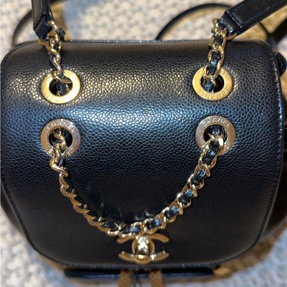 2022 Chanel Small Graine Quilted Business Affinity Backpack Black Light Gold CC - Picture 15 of 17